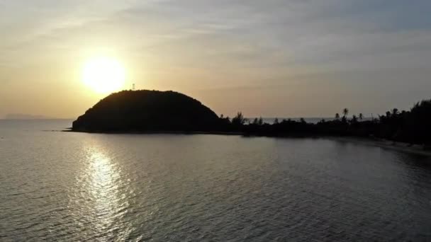 Rustige Beelden Van Mooie Golvende Zee Zonsondergang — Stockvideo