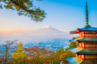 Dağ fuji chureito pagoda ile güzel manzara