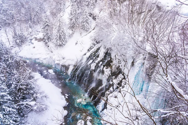 Krásné venkovní přírodní krajina s vodopádem shirahige a — Stock fotografie