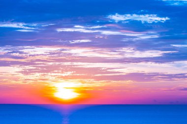 SUNR 'de deniz plajının güzel açık tropikal doğa manzara