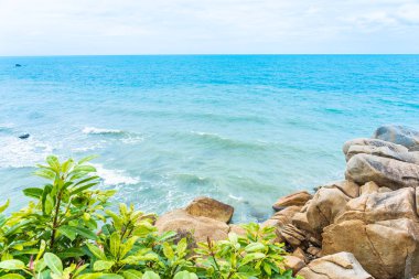 Samui Adası etrafında güzel açık tropikal plaj deniz ile Co
