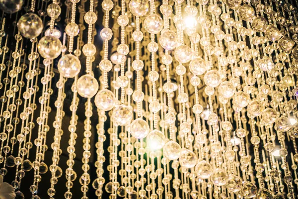 Belle décoration de lustre en cristal de luxe intérieur — Photo