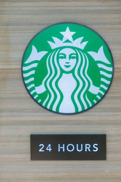 NONTHABURI, TAILANDIA Ene 20 2018 Starbucks es el famoso café — Foto de Stock