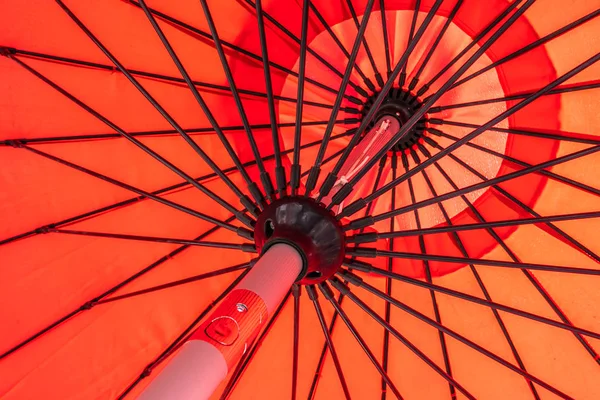 Červený deštník, abstraktní textury a povrch — Stock fotografie