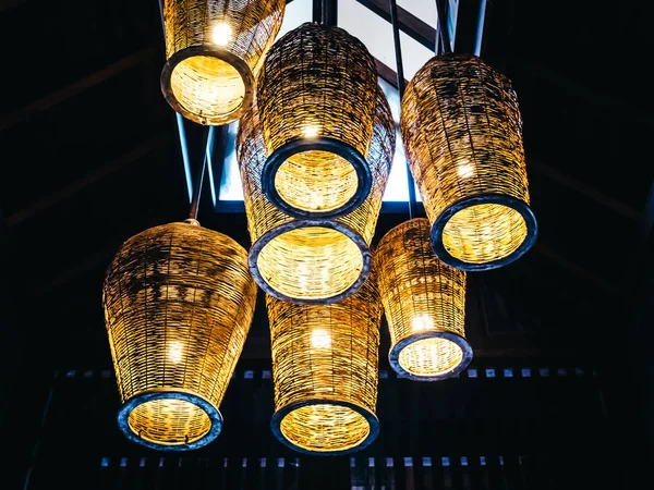 Interiér pro dekoraci stropního svítidla — Stock fotografie