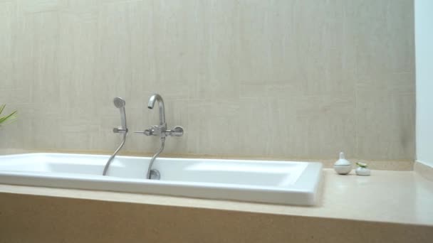 Filmato Bagno Lusso Appartamento Moderno Interno — Video Stock