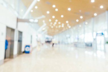 Soyut bulanıklık ve Havaalanı yolcu trans için terminal defocused