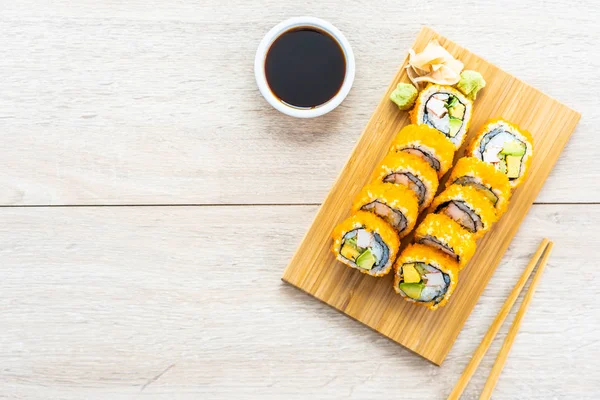 Califórnia maki rola sushi — Fotografia de Stock