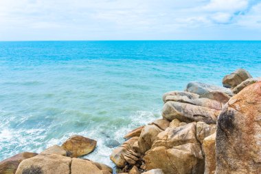 Samui Adası etrafında güzel açık tropikal plaj deniz ile Co