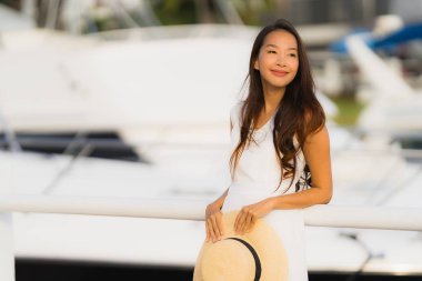 Relax asian eğlence genç gülümsemek güzel kadın mutlu portre