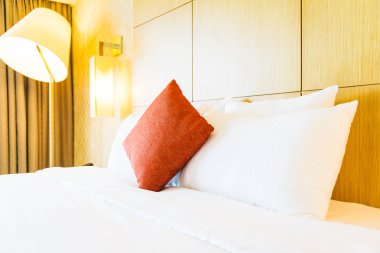 Beyaz rahat yastık Yatak Dekorasyon