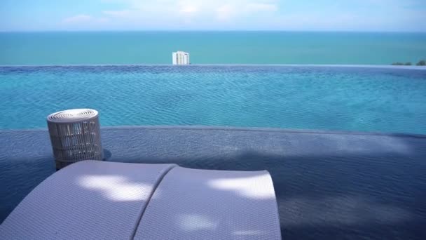 Ruhige Aufnahmen Von Leerem Pool Resort Hotel — Stockvideo