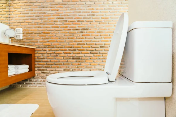 White toilet bowl and seat — Stock Photo, Image