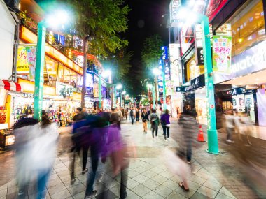 Taipei, Tayvan - 27 Kasım 2018: T Ximending sokak pazar.