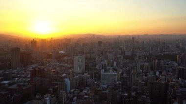 Modern megalopolis Asya şehrinin manzaralı görüntüleri