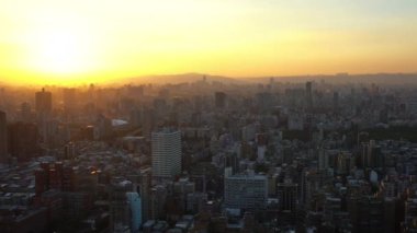 Modern megalopolis Asya şehrinin manzaralı görüntüleri