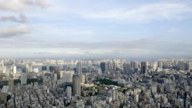 Modern megalopolis Asya şehrinin manzaralı görüntüleri