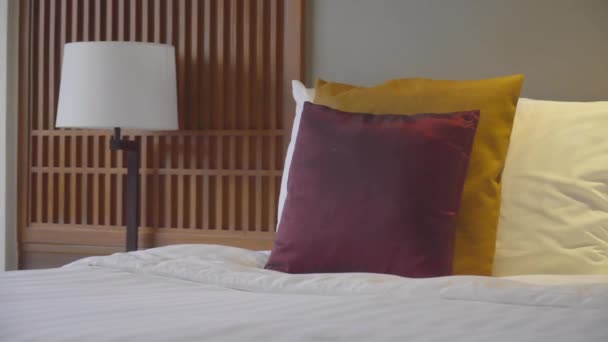 Footage Luxury Furnished Bedroom Hotel — Stock Video