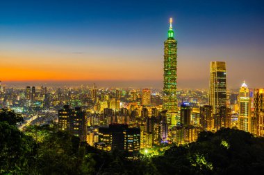 Güzel manzara ve cityscape taipei 101 bina ve ark