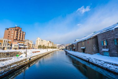 Güzel manzara ve kışın Otaru kanal Nehri'nin cityscape