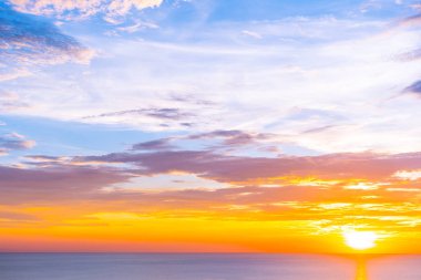 SUNR 'de deniz plajının güzel açık tropikal doğa manzara