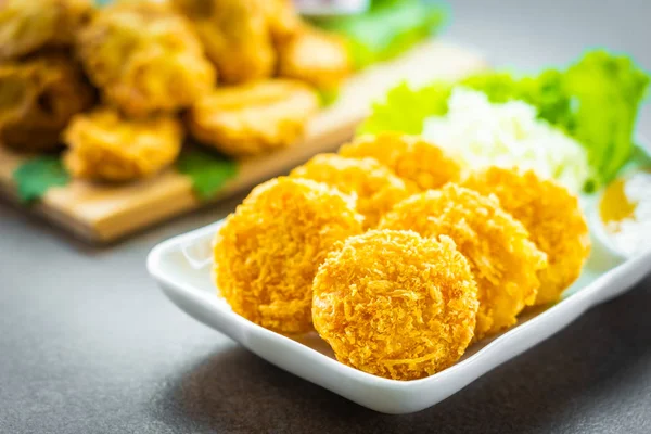 Deep fried shrimp cake or ball with vegetable — Stock Photo, Image