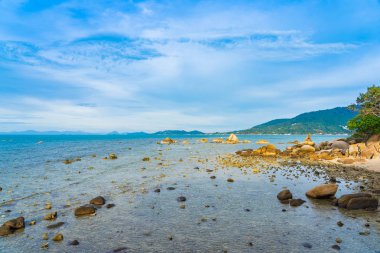 Samui Adası etrafında güzel açık tropikal plaj deniz ile Co