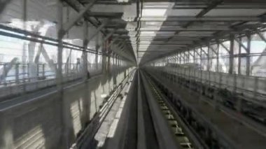 Tokyo Japonya - 5 Ağustos 2018: Japonya'da tren ve metro istasyonu uzaklıktadır popüler ulaşım