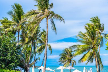 Umbr ile otel beldesinde güzel lüks açık yüzme havuzu