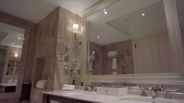 Footage Modern Luxury Bathroom Interior — Stock Video
