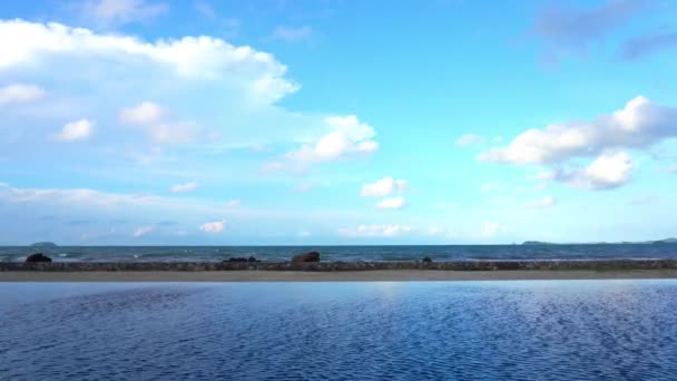 Спокойные Кадры Красивого Вонючего Моря — стоковое видео