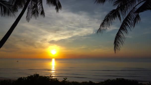 Imágenes Tranquilas Hermoso Mar Ondulado — Vídeo de stock