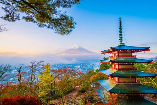 Dağ fuji chureito pagoda ile güzel manzara