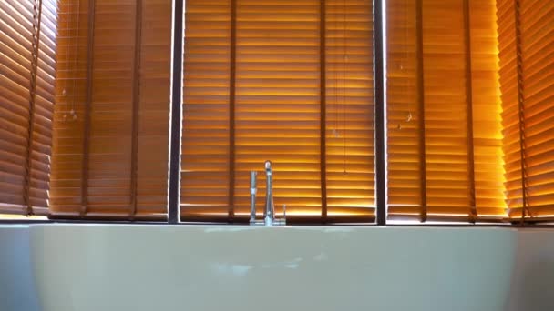 Filmagens Banheiro Luxo Interior Apartamento Moderno — Vídeo de Stock
