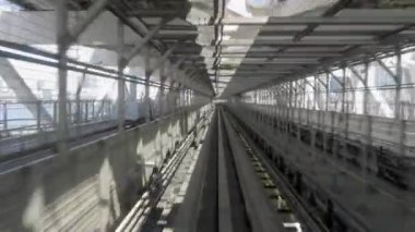 Tokyo Japonya - 5 Ağustos 2018: Japonya'da tren ve metro istasyonu uzaklıktadır popüler ulaşım