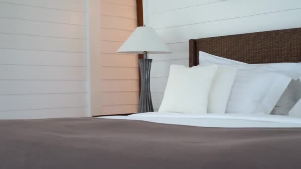 Imágenes Del Dormitorio Amueblado Lujo Hotel — Vídeo de stock