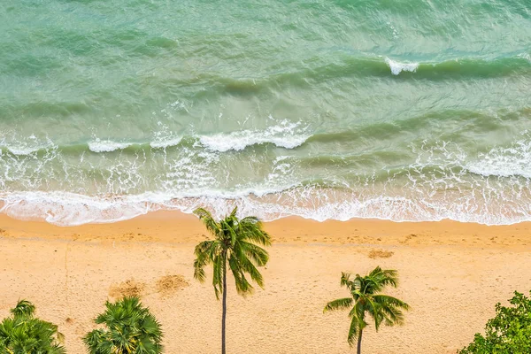 Hermosa vista aérea del mar de playa tropical — Foto de Stock