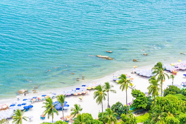 Bela paisagem e paisagem urbana em hua hin cidade em torno do mar oce — Fotografia de Stock