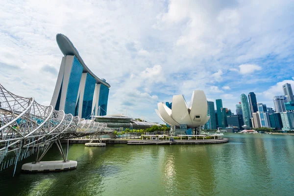 Singapura, 21 de janeiro de 2019: belo edifício de arquitetura skyscra — Fotografia de Stock