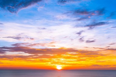 SUNR 'de deniz plajının güzel açık tropikal doğa manzara