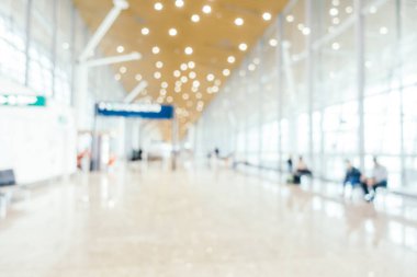 Soyut bulanıklık ve Havaalanı yolcu trans için terminal defocused