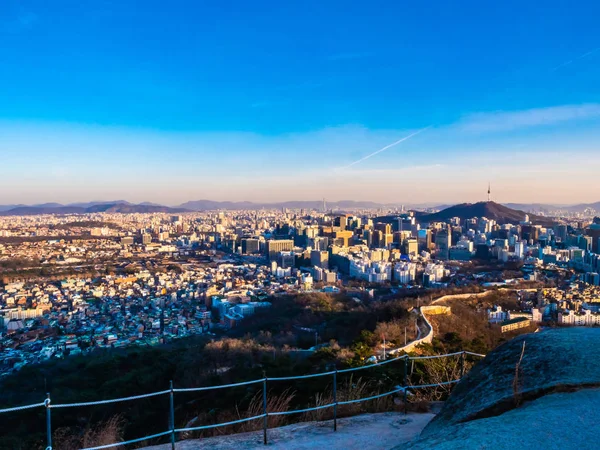 서울 시내에서 도시를 건물 아름 다운 건축 — 스톡 사진