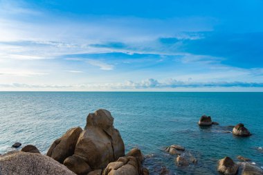 Samui Adası etrafında güzel açık tropikal plaj deniz ile Co