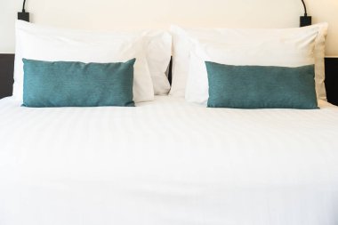 Güzel lüks ve konforlu yatak odası iç dekorasyon zekâ