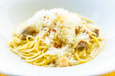 spagetti carbonara