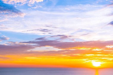 SUNR 'de deniz plajının güzel açık tropikal doğa manzara