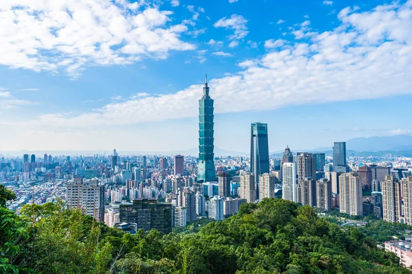 Bellissimo paesaggio e paesaggio urbano di taipei 101 edificio e arco — Foto Stock