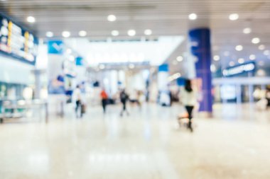 Soyut bulanıklık ve Havaalanı yolcu trans için terminal defocused