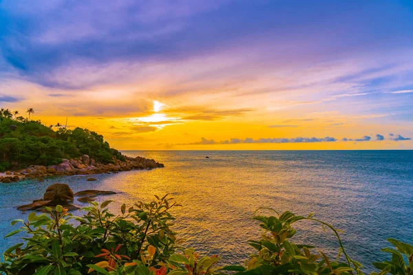 Nádherné venkovní tropické plážové moře na ostrově Samui s co — Stock fotografie