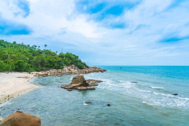 Samui Adası etrafında güzel açık tropikal plaj deniz ile Co